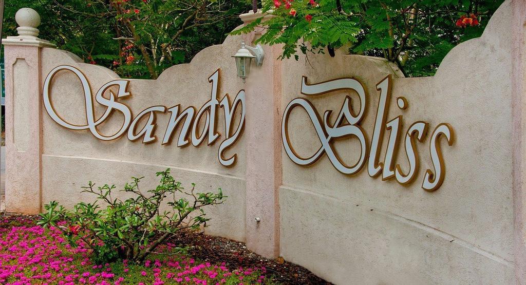 Sandy Bliss Condominiums Saint James Exterior photo